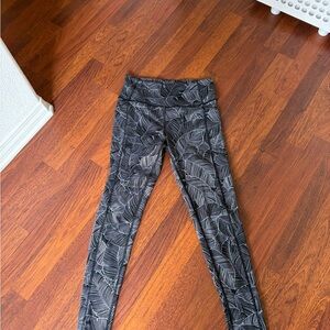 Victoria's Secret Black Leaf Print Leggings